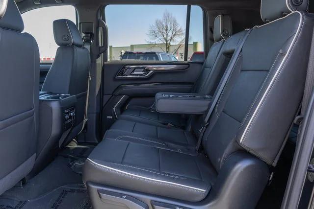 new 2025 GMC Yukon XL car, priced at $75,690