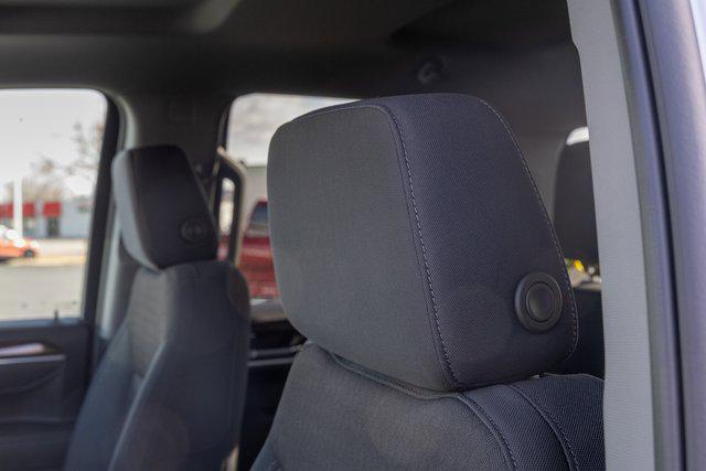 new 2025 GMC Sierra 1500 car, priced at $59,225