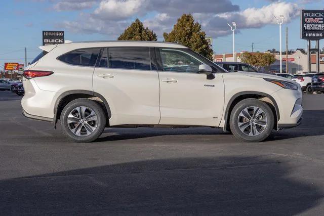 used 2020 Toyota Highlander Hybrid car, priced at $33,350