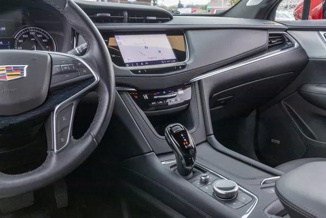 used 2024 Cadillac XT5 car, priced at $44,223