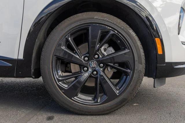 used 2025 Buick Envision car, priced at $35,900