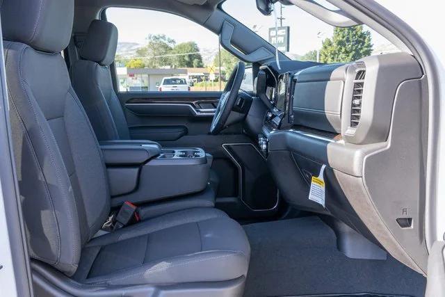 new 2025 GMC Sierra 1500 car, priced at $59,780