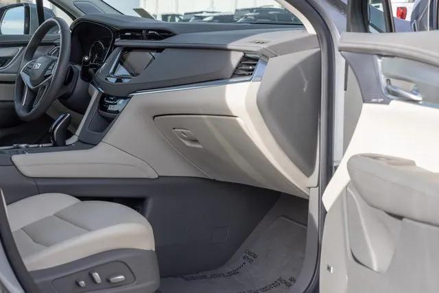 used 2024 Cadillac XT5 car, priced at $44,625