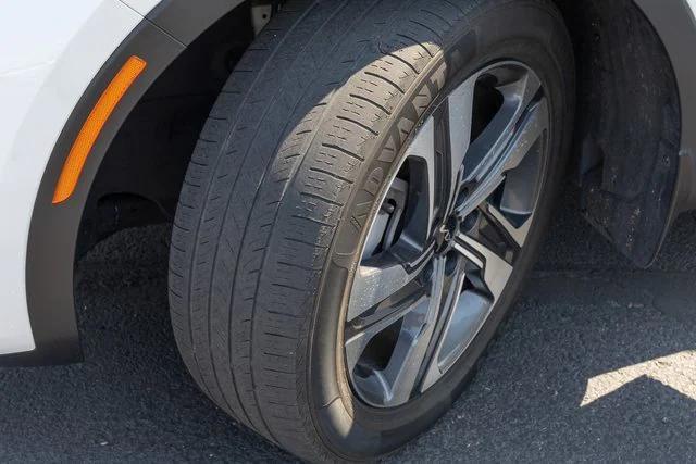 used 2022 Kia Sorento Plug-In Hybrid car, priced at $30,900