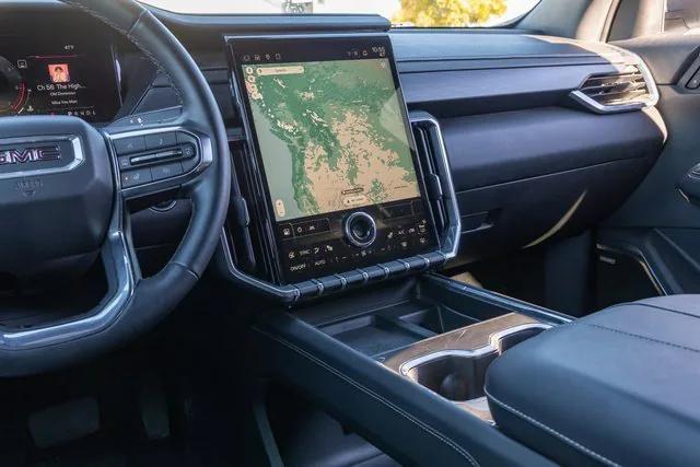 used 2025 GMC Acadia car, priced at $38,900