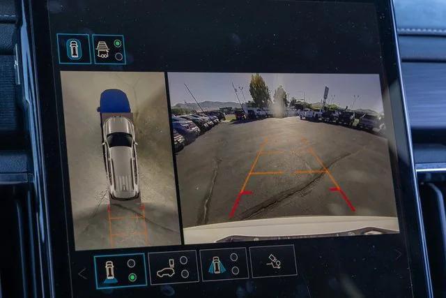 used 2025 GMC Acadia car, priced at $38,900