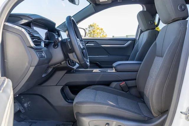 used 2025 GMC Acadia car, priced at $38,900