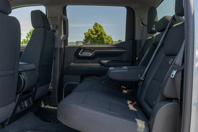 new 2025 GMC Sierra 1500 car, priced at $62,520