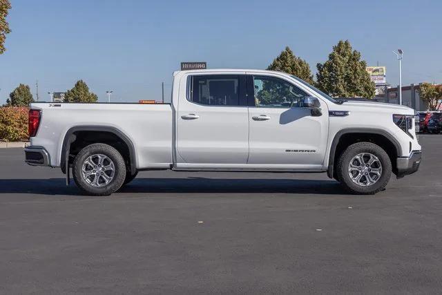 new 2025 GMC Sierra 1500 car, priced at $60,120