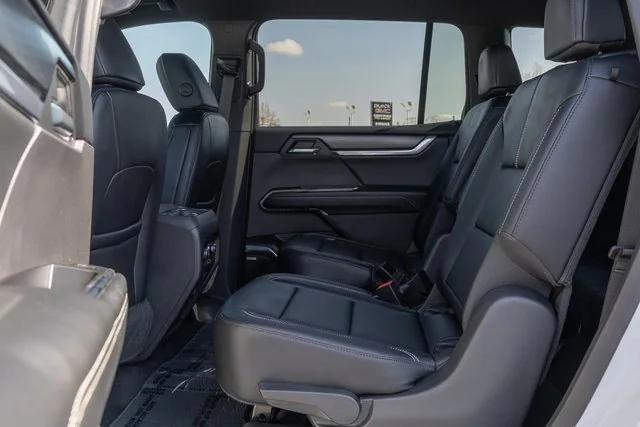 new 2025 GMC Acadia car, priced at $48,930