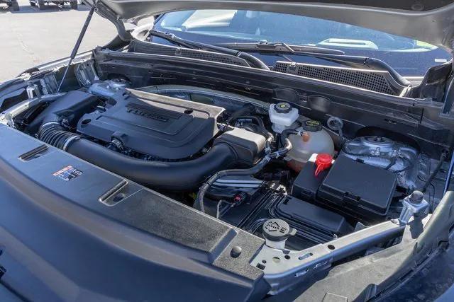 used 2025 Buick Envision car, priced at $35,500