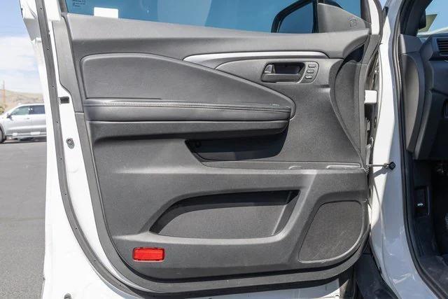 used 2023 Honda Passport car, priced at $28,900