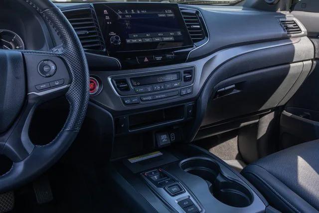 used 2023 Honda Passport car, priced at $28,900