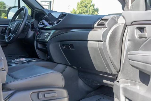 used 2023 Honda Passport car, priced at $28,900