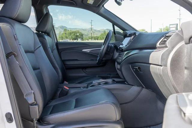 used 2023 Honda Passport car, priced at $28,900