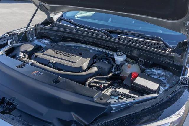 used 2025 Buick Envision car, priced at $30,900