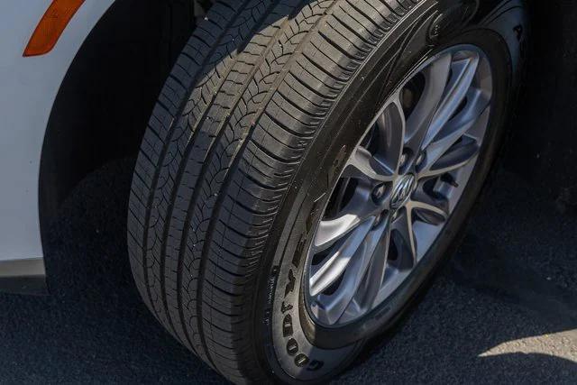 used 2024 Buick Enclave car, priced at $40,900