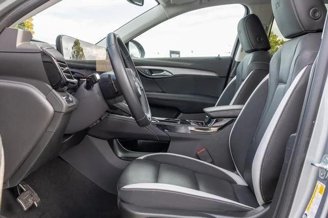 used 2025 Buick Envision car, priced at $36,900