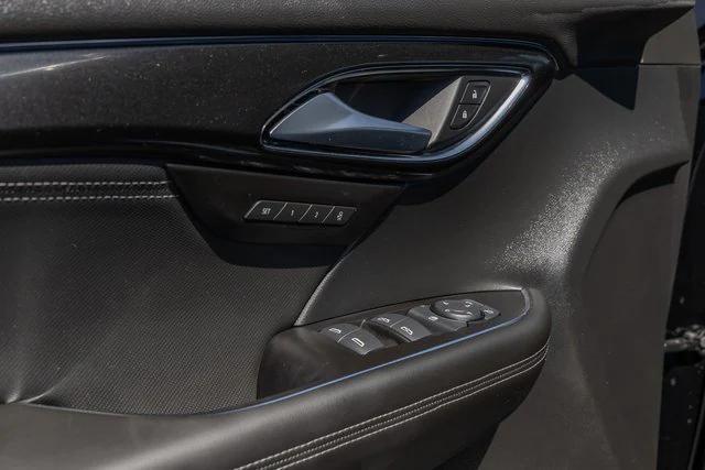 new 2025 Buick Envision car, priced at $39,740