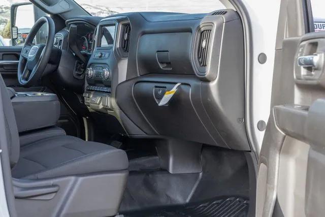 new 2025 GMC Sierra 3500 car, priced at $66,685