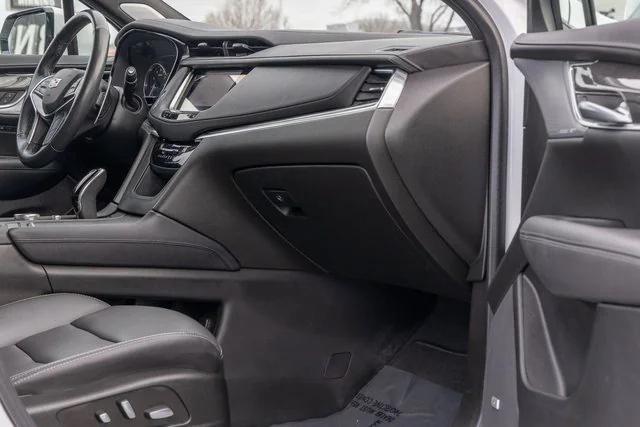 used 2023 Cadillac XT5 car, priced at $39,984