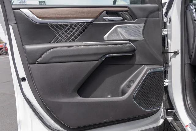 new 2025 GMC Acadia car, priced at $64,215