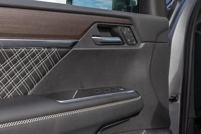 used 2025 GMC Acadia car, priced at $55,000