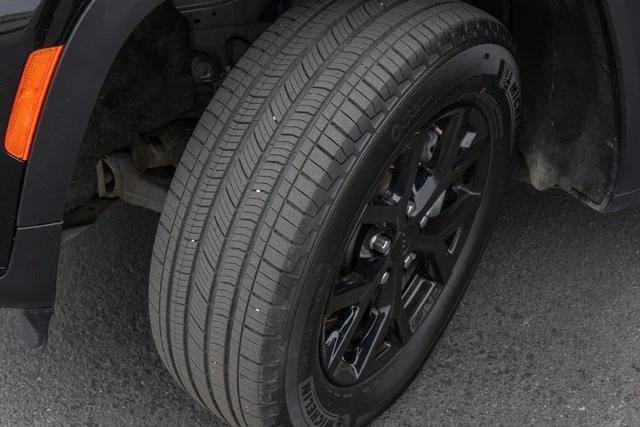 used 2024 Jeep Grand Cherokee L car, priced at $31,900