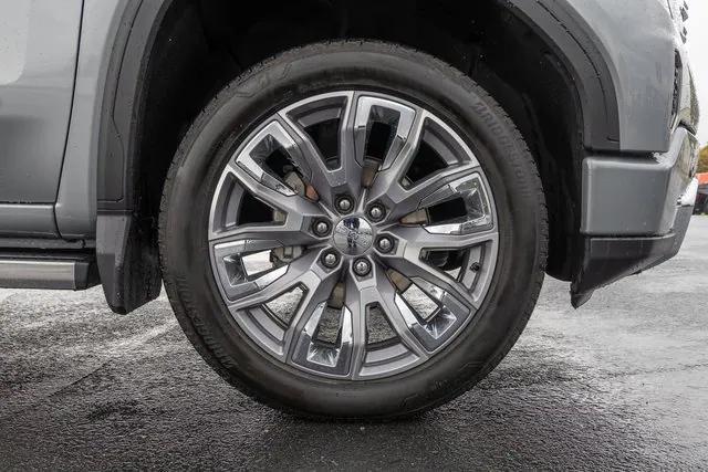 used 2024 GMC Sierra 1500 car, priced at $59,900