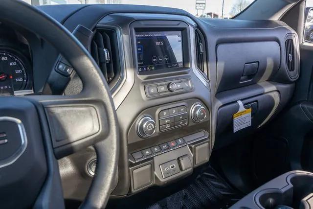 new 2025 GMC Sierra 1500 car, priced at $48,030