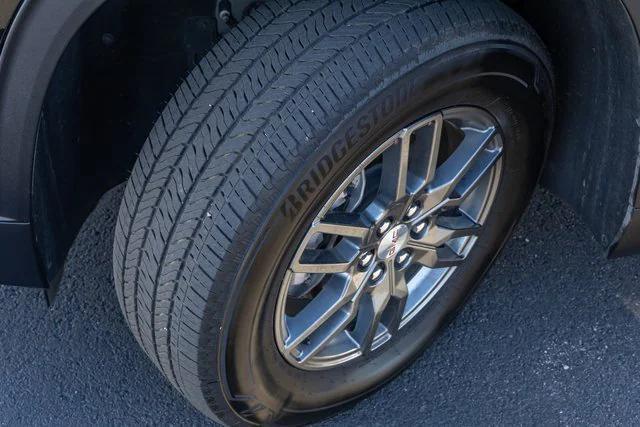 used 2025 GMC Acadia car, priced at $37,900