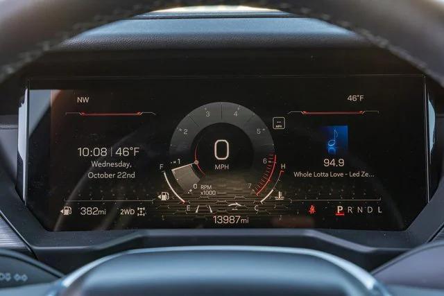 used 2025 GMC Acadia car, priced at $37,900