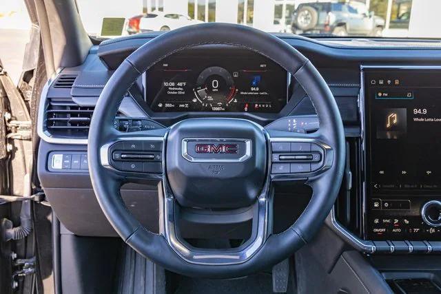 used 2025 GMC Acadia car, priced at $37,900