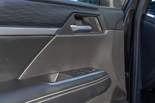 used 2025 GMC Acadia car, priced at $37,900