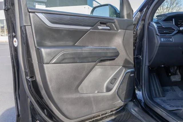 used 2025 GMC Acadia car, priced at $37,900