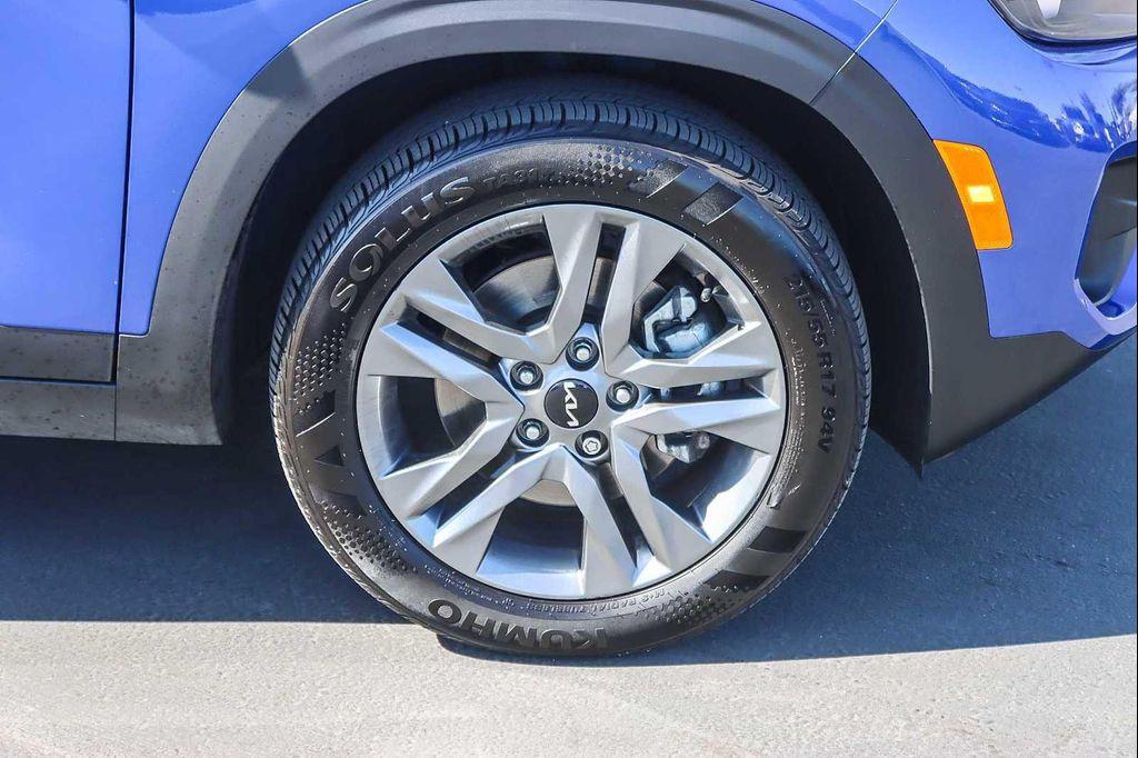 used 2023 Kia Seltos car, priced at $18,464