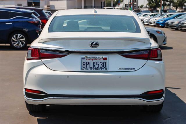 used 2019 Lexus ES 300h car, priced at $25,522