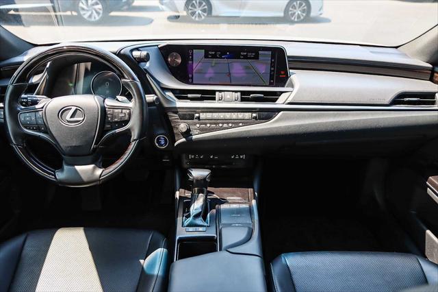 used 2019 Lexus ES 300h car, priced at $25,522