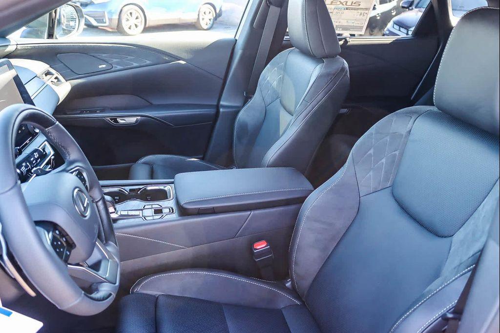 new 2025 Lexus RX 350 car, priced at $67,955