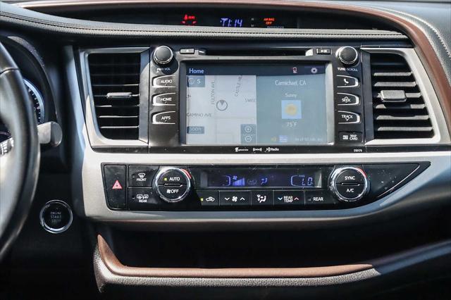 used 2017 Toyota Highlander car, priced at $24,281