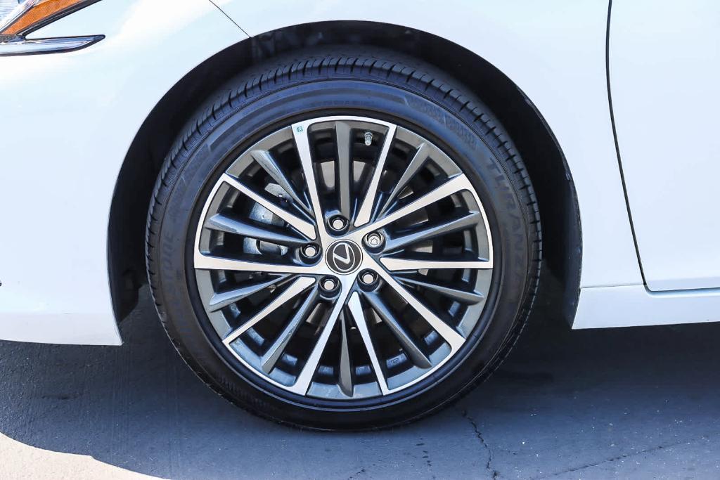 used 2024 Lexus ES 350 car, priced at $41,181