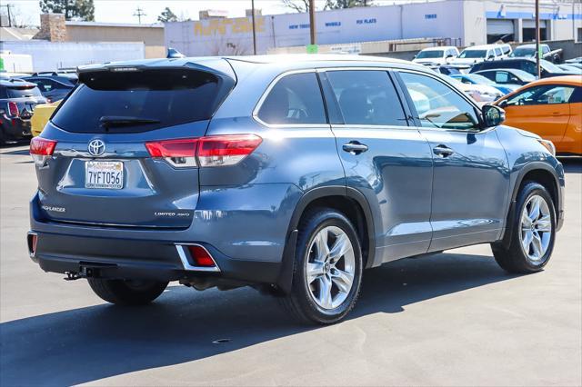 used 2017 Toyota Highlander car, priced at $25,962