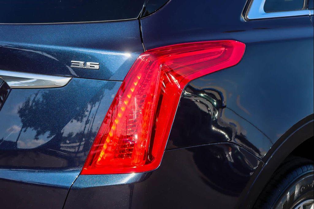 used 2017 Cadillac XT5 car, priced at $16,731