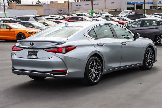 used 2024 Lexus ES 300h car, priced at $43,461