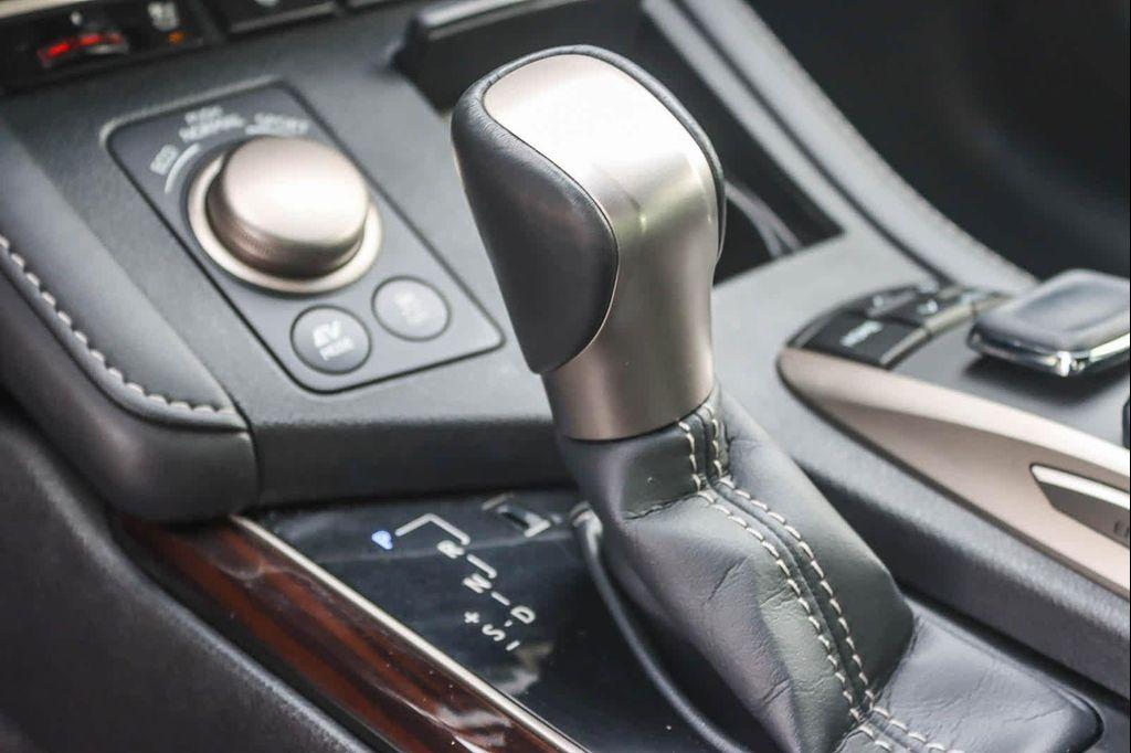 used 2017 Lexus ES 300h car, priced at $22,401