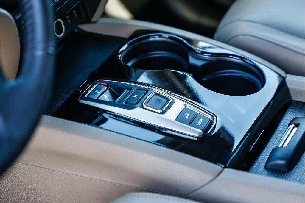 used 2016 Honda Pilot car, priced at $15,231