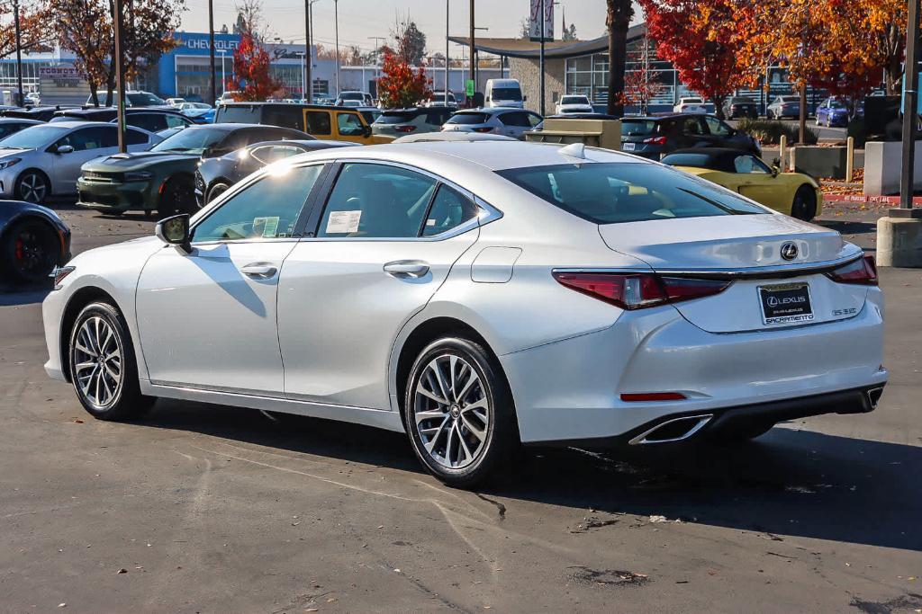 new 2025 Lexus ES 350 car, priced at $44,044