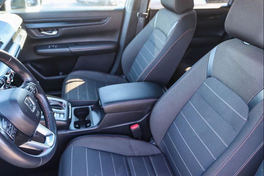 used 2024 Honda CR-V Hybrid car, priced at $31,822