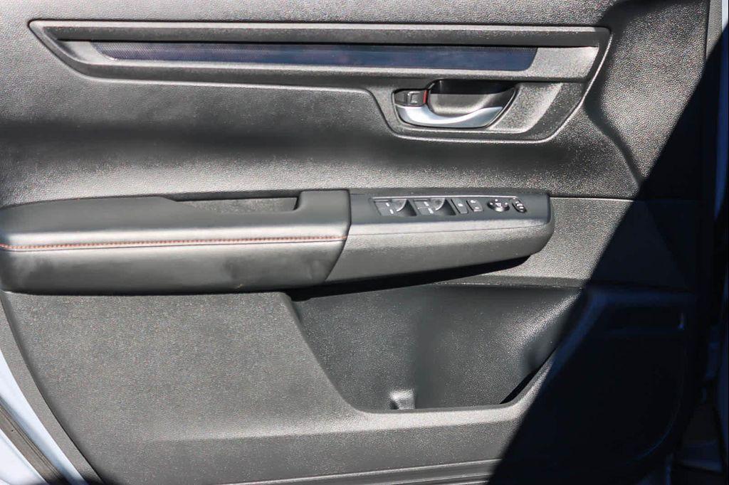 used 2024 Honda CR-V Hybrid car, priced at $31,822