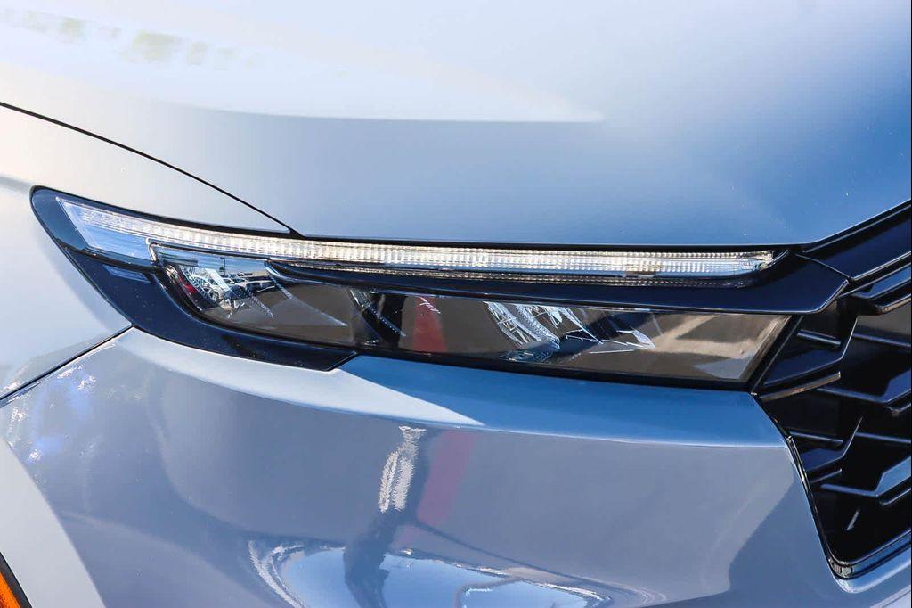 used 2024 Honda CR-V Hybrid car, priced at $31,822